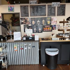 Lola's Cafe